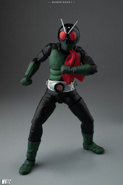 S.H.Figuarts（真骨雕制法）  假面骑士1号（樱岛款） 荣耀昭和骑士版