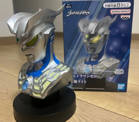 赛罗奥特曼 胸像灯