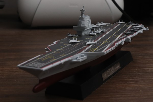 编号:8601 1/2000 中国海军 003型航空母舰 福建舰 涂装完成品