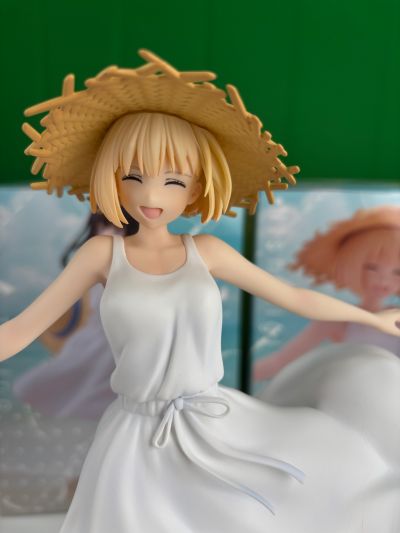 莉可丽丝 锦木千束 白色连衣裙