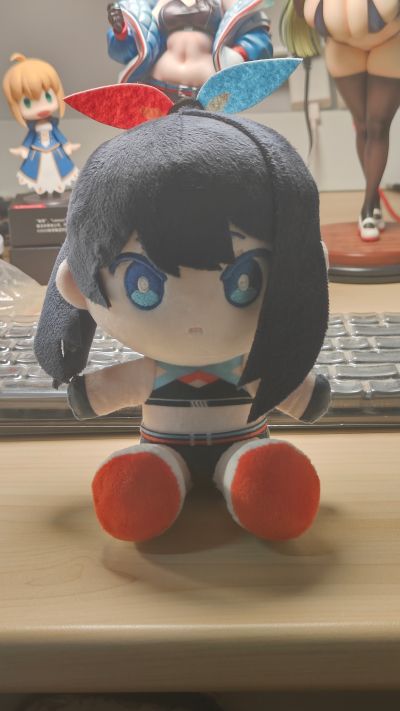 古立特宇宙 Dreamy Divas PuniPuni坐姿毛绒娃娃 宝多六花