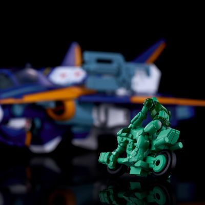 TOYRISE 机甲创世记MOSPEADA 火光号 欧米伽