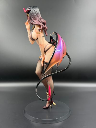 娜芙 1/6真丝袜&温感变色 写实PVC手办