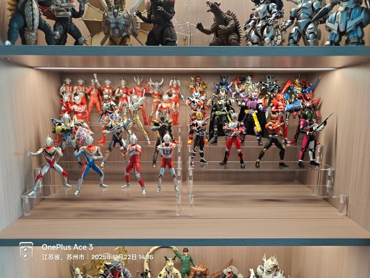 S.H.MonsterArts 哥斯拉（1995）70周年特别纪念版