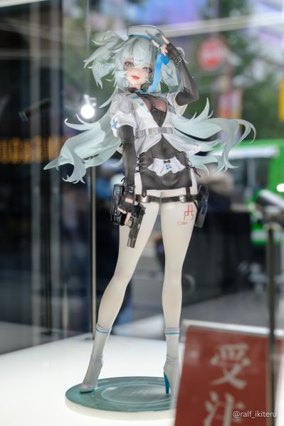 少女前线2：追放 芙洛伦 魅惑白羽