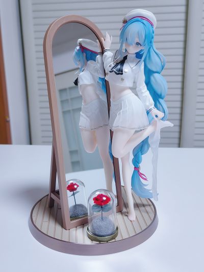 Gift+系列 碧蓝航线 雅努斯 踌躇的换衣时间