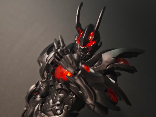 奥特怪兽热爱版 黑暗路基艾尔