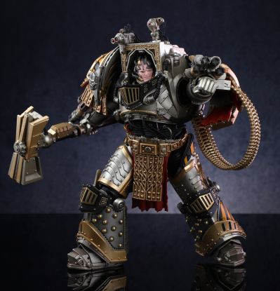 战锤系列“荷鲁斯之乱” 钢铁勇士 佩图拉博，第四军团基因原体