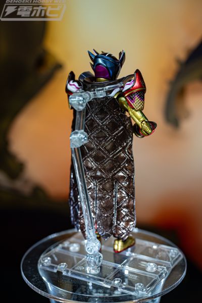 S.H.Figuarts 假面骑士瓦伦 芭菲模式