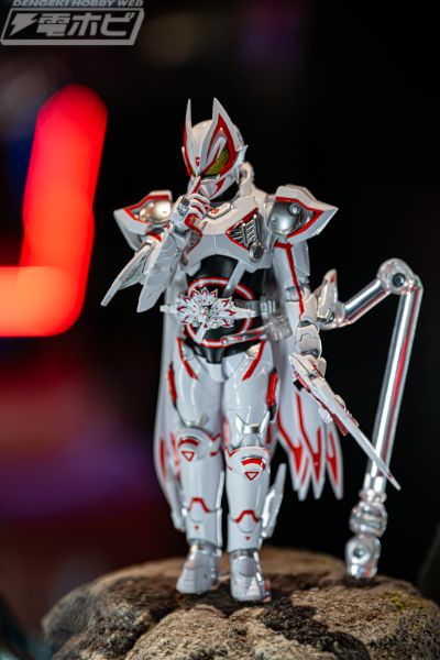 S.H.Figuarts 假面骑士极狐九尾