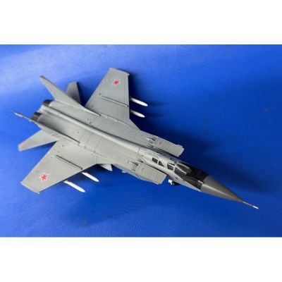 1/144 米格31 猎狐犬