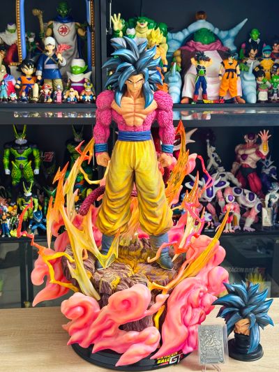 巨型系列 龙珠GT 孙悟空 超级赛亚人4