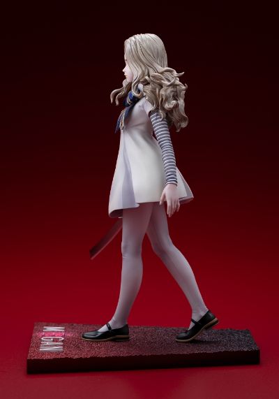 美少女雕像 恐怖美少女 梅根