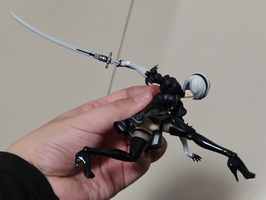 figma#643 尼尔：自动人形（动画版） 2B（寄叶二号B型）