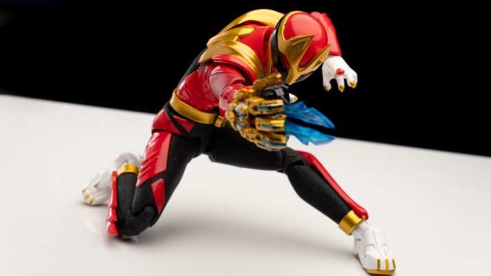 S.H.Figuarts 豪兽狼（首发专属战队指环配套版）