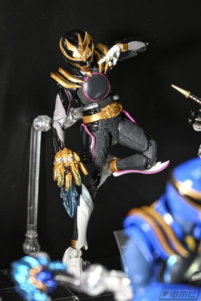 S.H.Figuarts 豪兽独角兽
