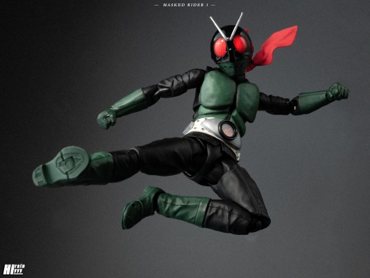 S.H.Figuarts（真骨雕制法）  假面骑士1号（樱岛款） 荣耀昭和骑士版