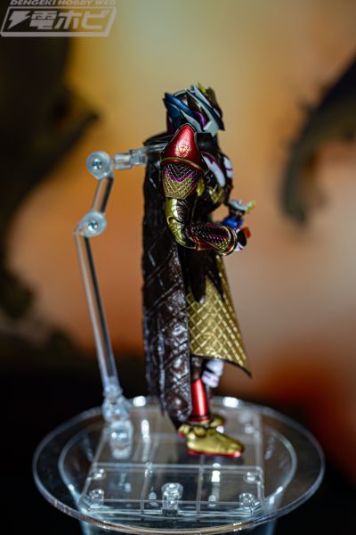 S.H.Figuarts 假面骑士瓦伦 芭菲模式