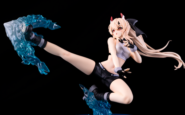 碧蓝航线 绫波 跃动飞踢！