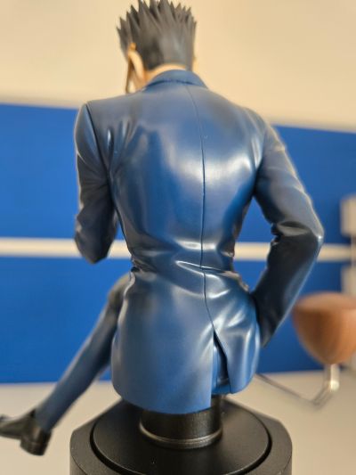 猎人 压泡面人偶—雷欧力—