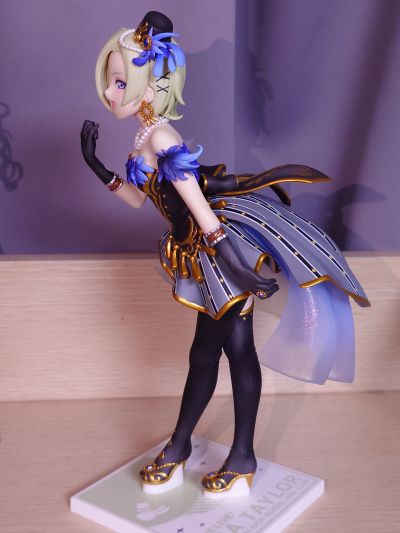 爱与演唱会！虹咲学园学园偶像同好会 米娅·泰勒