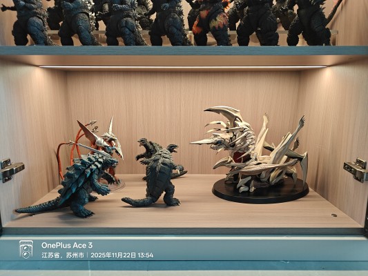 S.H.MonsterArts 哥斯拉（1995）70周年特别纪念版