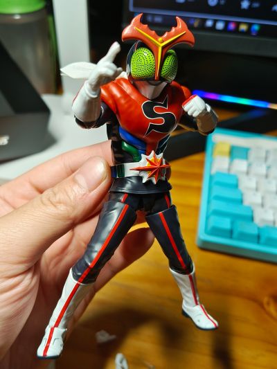 S.H.Figuarts(真骨雕制法) 假面骑士强人