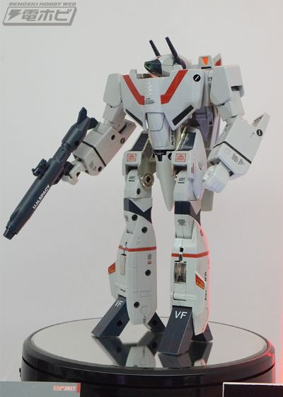 巴尔基里起源一VF-1J 45周年纪念版