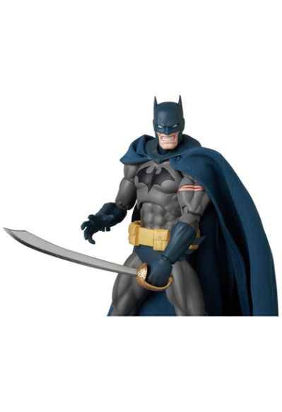 MAFEX No.295 蝙蝠侠 战损版 Ver.