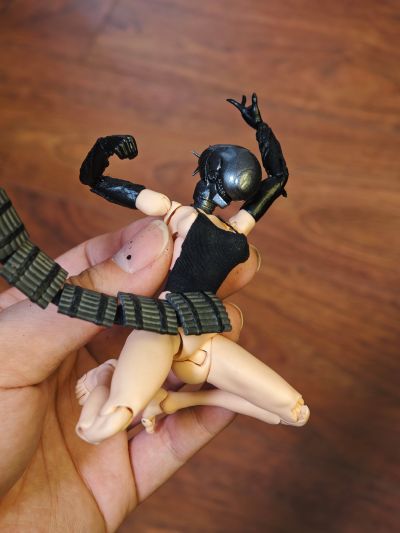 S.H.Figuarts 链锯人 蕾塞篇 炸弹