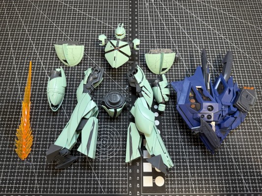 MG 1/100 机动战士高达∀  CONCEPT-X6-1-2倒X高达