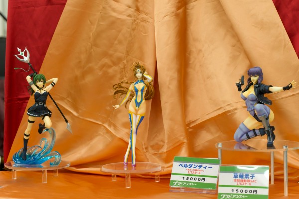 碧蓝航线 柴郡 抱枕版