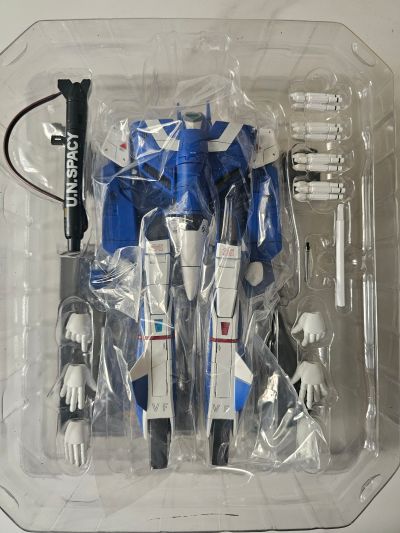 ROBO道 太空堡垒 VF-1J 变形战斗机（麦克斯·斯特林）