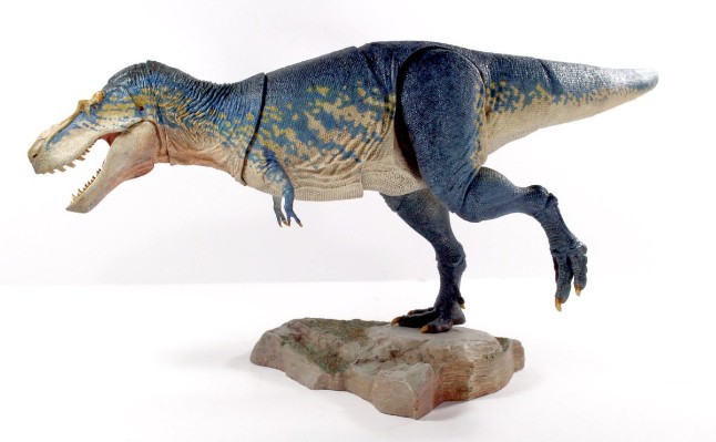 蛇发女怪龙- 1/18可动玩偶