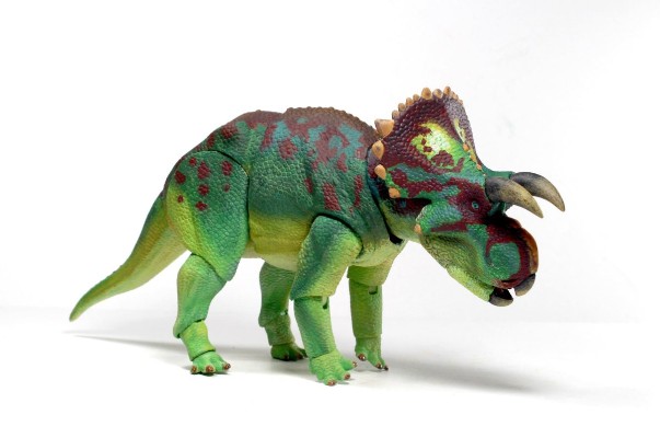 拉莫斯爱氏角龙1/18可动玩偶