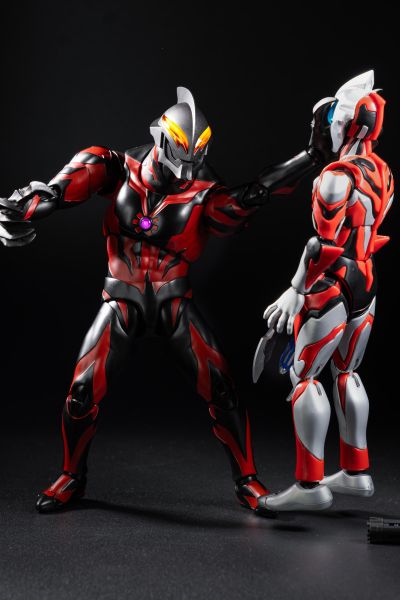 光轨迹 贝利亚奥特曼