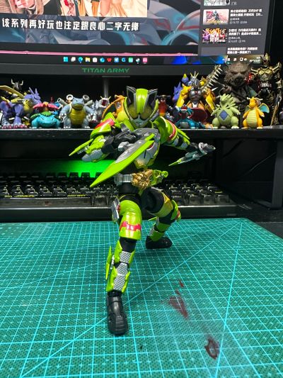 S.H.Figuarts  假面骑士太狸 火旺忍者形态与凯凯拉（青蛙摆件形态）