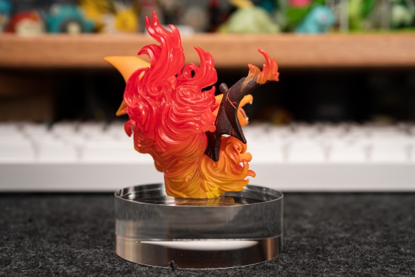 口袋妖怪 喷火龙 