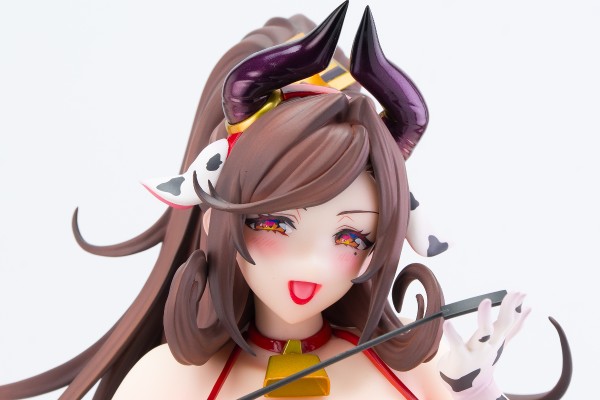 荷鲁斯坦奶牛夫人 PIMAX