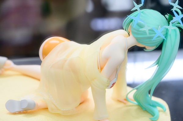 蔚蓝档案 槌永日和（泳装）纪念大厅版