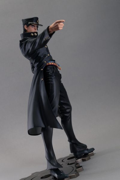 FIGURE MUSEUM JOJO的奇妙冒险 第三部 星辰斗士 空条承太郎