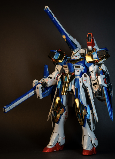 MG  1/100  高达基地限定   V2高达突击爆击型 Ka版  [钛金质感]