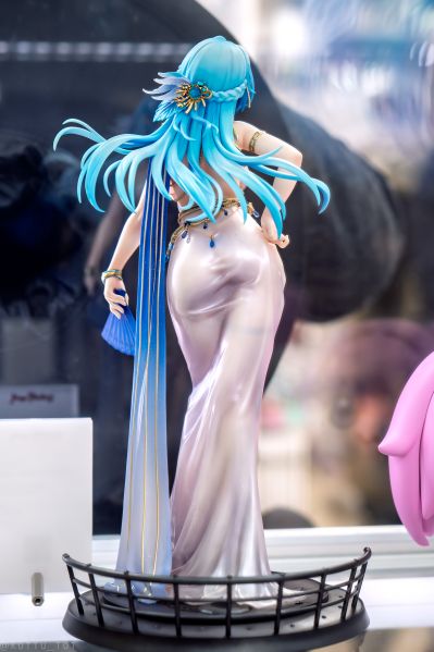 胜利女神：新的希望 海伦：水晶派对