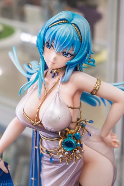 胜利女神：新的希望 海伦：水晶派对