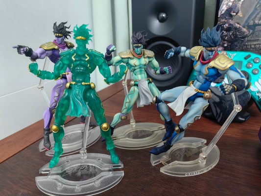 超像可动 JOJO的奇妙冒险 第三部 星辰斗士 白金之星 金色透明版