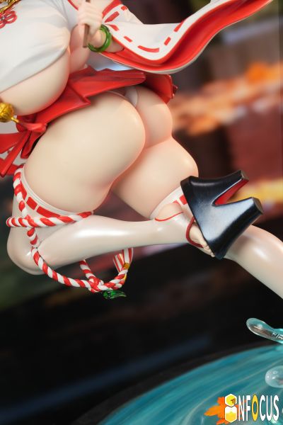 海太Umita 巫女服