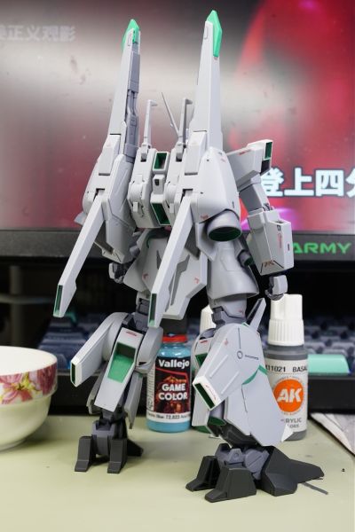 HG 1/144  银弹（盖尔·陈专用机）
