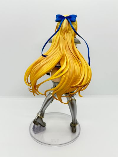 哥布林杀手 第二季 女神官 比基尼盔甲