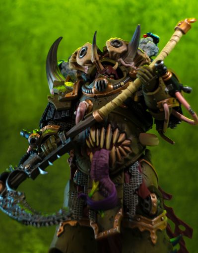 战锤40000 死亡守卫 死亡寿衣终结者勇士 配备收割者镰刀和瘟疫喷射护手