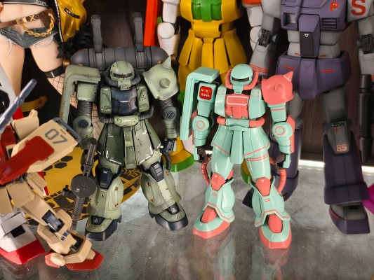 HG 量产型璃子专用扎古